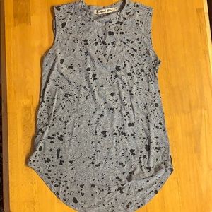 Grey long back tank